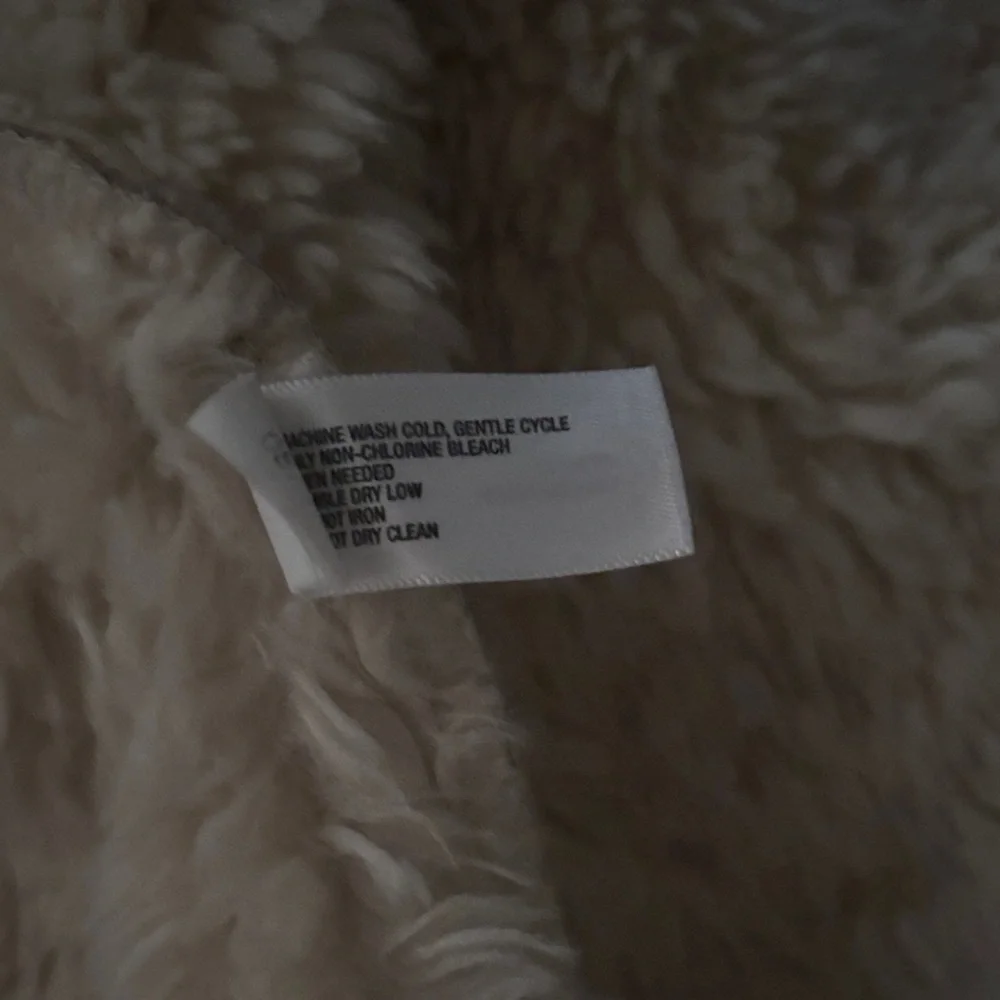 Baby Gap 12-18 month Cozy Tan Jacket with Faux Fur Trim